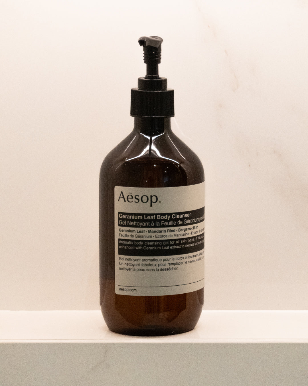 Gel de limpeza corporal Geranium Leaf | Aesop | The Reserve